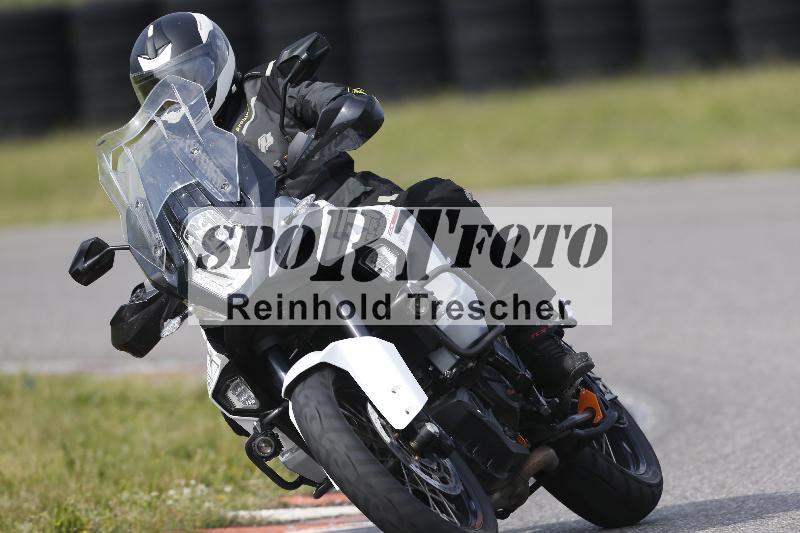 /Archiv-2024/17 01.05.2024 Speer Racing ADR/Schnuppertraining